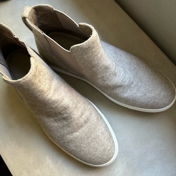Vince felt ankle boots size 7.5 - Picture 2 of 6